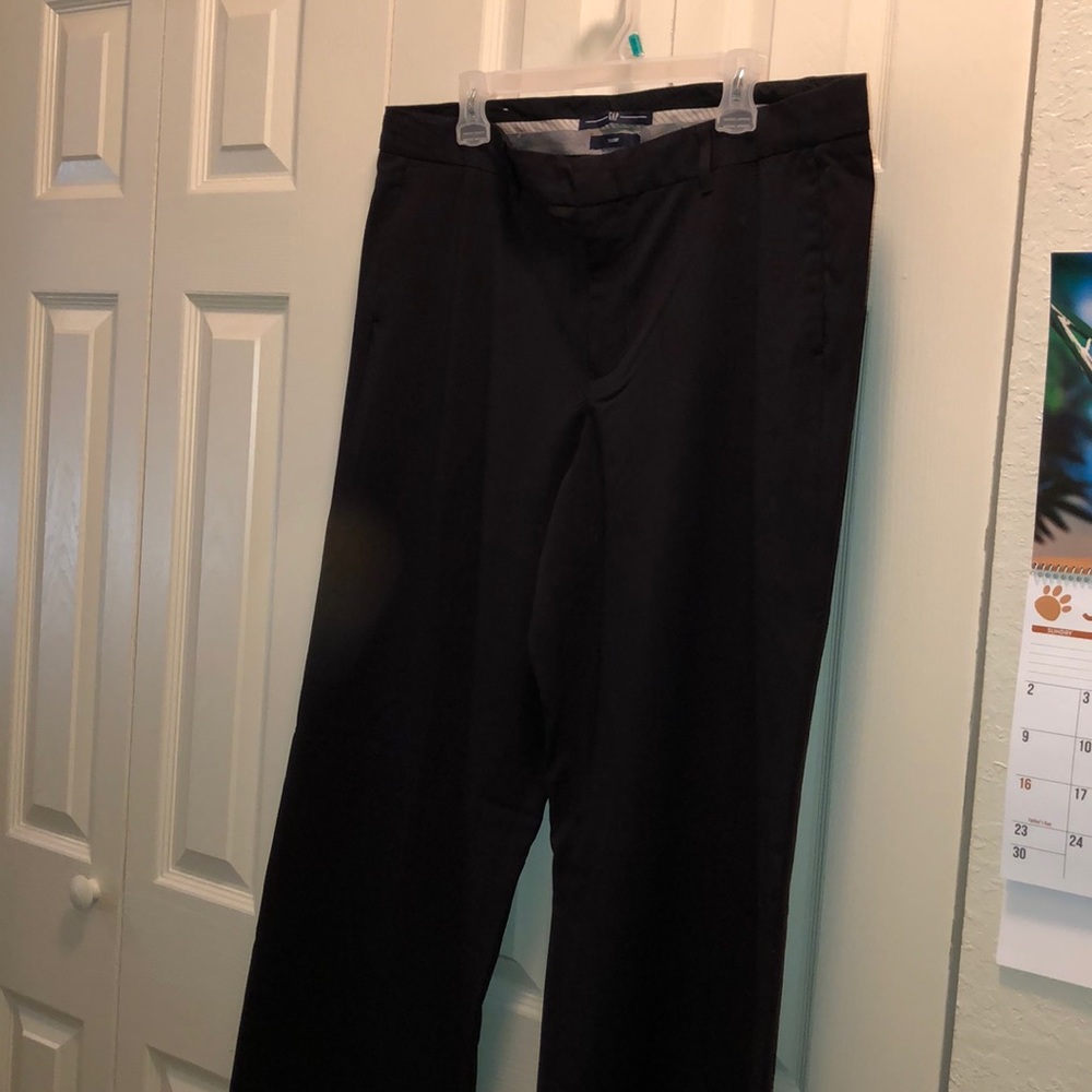 Black trousers